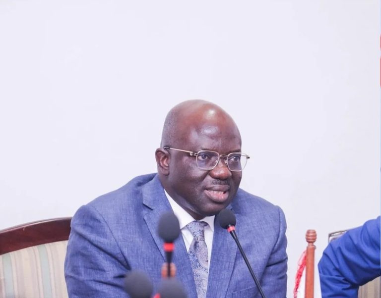 An editorial has called on the Electricity Company of Ghana to adopt reverse metering as a way to improve energy efficiency and support the growing use of renewable power in the country.